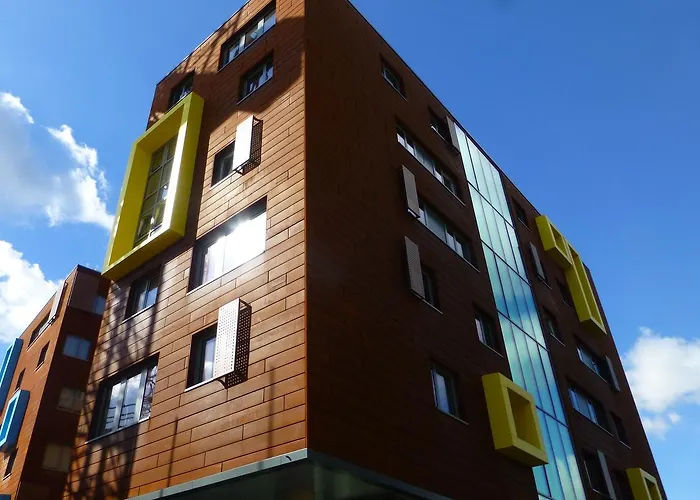 Daniel Defoe Hall Of Residence